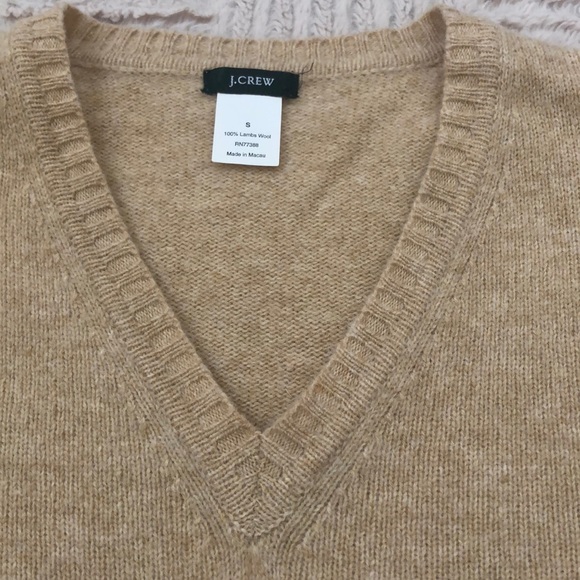 J. Crew 100% Lambs Wool v-neck sweater Size S - Picture 10 of 12